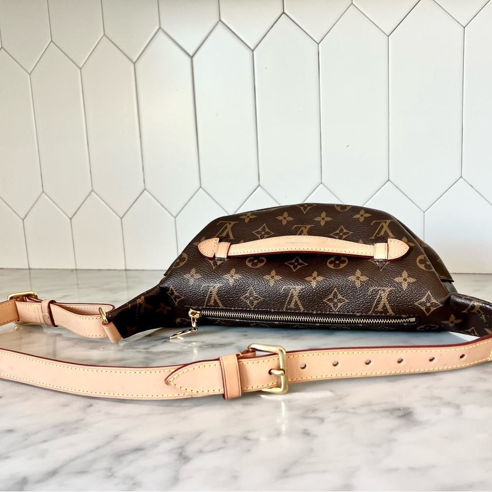 Excellent condition Louis Vuitton Bum Bag - Picture 4 of 5